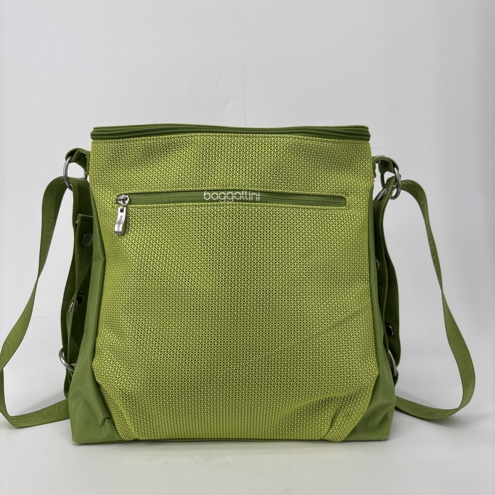 Baggallini Brisk Bag Sport Collection Lime Green 3 in 1 Convertible Bag